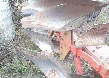 Pług Gregorie Besson 3 skibowy