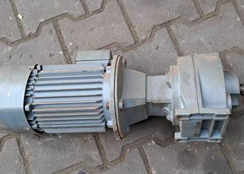 Motoreduktor KEB G23A-M IEC90 1,5kw 70 obr/min WEM