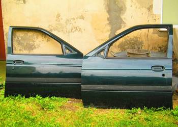 Escort drzwi 3 sztuki-100 zl,inne