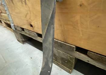 Nóż bijak do rozdrabniacz łęcin mulczer fi26 40x8 L-330mm