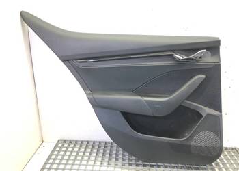 BOCZEK DRZWI TYŁ LEWY TAPICERKA SKODA OCTAVIA IV Hatchback TAPICERKA
