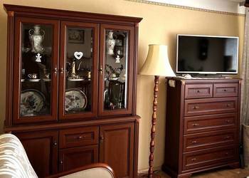 Zestaw mebli KENT do salonu firmy Black Red White (2 wutryny + komoda)