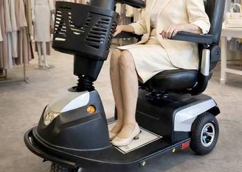 Skuter inwalidzki elektryczny INVACARE ORION PRO bezpieczny stabilny