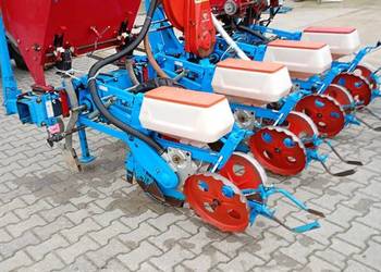 Monosem pneumatyczny 4 rzędy do kukurydzy