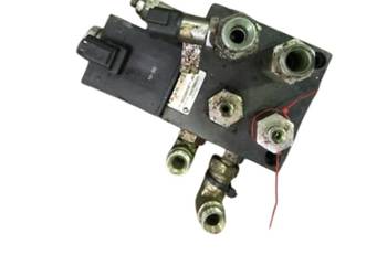 JCB 333/D6524 Rozdzielacz hydrauliczny do  JCB 3CX, JCB 4CX, JCB 5CX