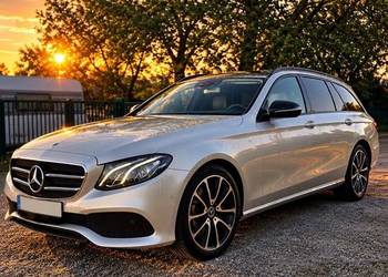 MERCEDES E 220 AVANTGARDE. Ambilight. Silnik po kapitalnym remoncie.