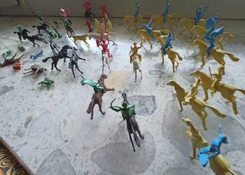 Mini figurki żołnierzyki indianie kowboje