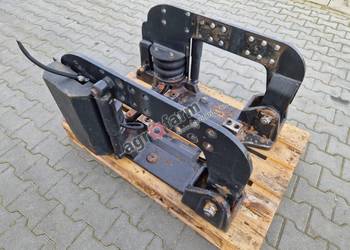Amortyzacja przedniej osi Valtra 8350