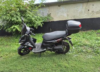 Skuter Kymco super 8