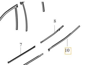 VOLVO S60 III listwa zgarniajaca tylna lewa czarna 32274401