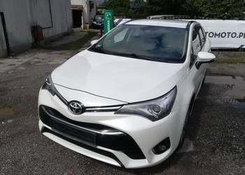 TOYOTA AVENSIS 18i 2016R KOMBI SERWIS BEZWYPADKOWA 145tkm bogato wyposażoni