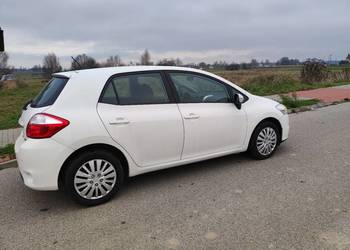 Toyota Auris 1.6 (132Km) benzyna 2011