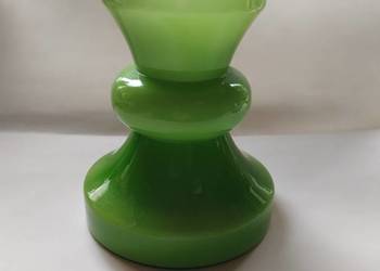 Wazon w kolorze zielonym