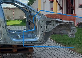 Volvo XC90 II D5 Ćwiartka podłużnica fartuch przód prawy 477-46 Volvo XC90 II D5 Ćwiartka podłużnica fartuch przód prawy 477-46