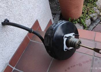 serwo hamulca Volvo V70 S80 wyposazone w STC