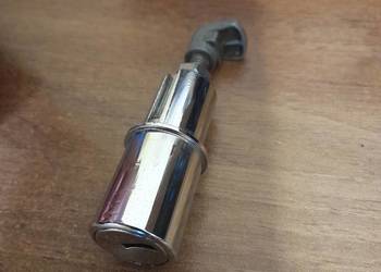 Mercedes W110 W111 W112 W113 W120 W180 Ponton wkładka zamek klamki przód