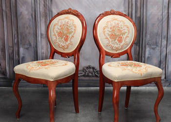 -ARTexpert- Para zdobionych krzeseł Ludwik medalion gobelin