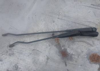 Ramiona wycieraczek CLIO II Ramiona wycieraczek CLIO II