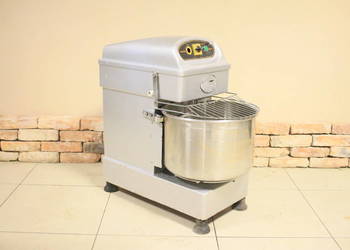 Mikser spiralny do ciasta CATERINA HS30A