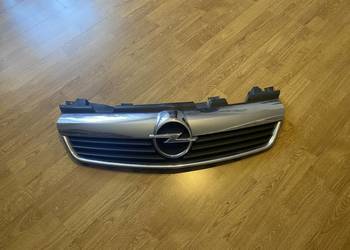 Opel zafira b atrapa grilla