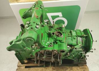 Mechanizm różnicowy John Deere 6230 {L166525}