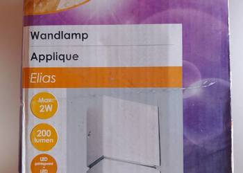 Lampa ścienna, srebrna.