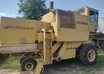 Kombajn zbożowy New Holland 1520