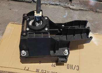 Wybierak lewarek opel astra J, insignia  GM 55563829