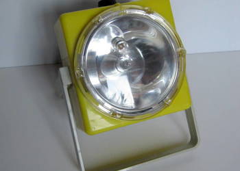 Latarka 2 źródła światła Produkcja NRD