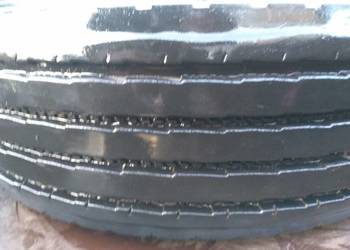 OPONA 235/75 R17.5 TRIANGLE PRZÓD BIEŻNIK 9 MM