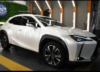 Lexus UX 250H Omotenashi **Mark Levinson premium audio **Head-Up **Szyber
