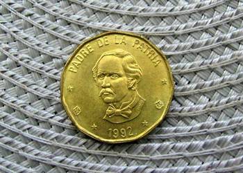 Dominikana 1Peso 1982r - Napis na portrecie