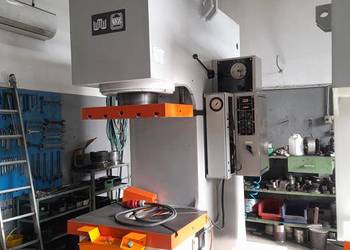 Prasa hydrauliczna WMW PYE 160 S1M (130.000,00 Netto)