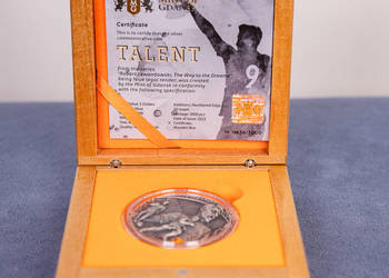 Srebrna moneta Talent - Robert Lewandowski 2oz Certyfikat, pudełko