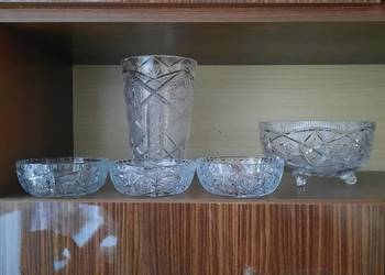 Kryształy Kryształy