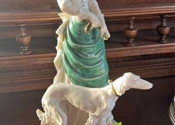 CAPODIMONTE. Figurka Spacer Damy z chartem Borzoi. Twórca A. Brlcari. Italy