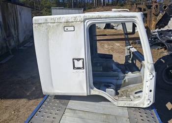 Próg progi kabiny lewy prawy bok kabiny ćwiartka ig renault midlum dci dxi