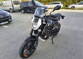 KTM Duke 690, niski przebieg.