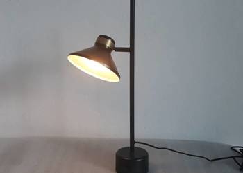 Lampa na stolik