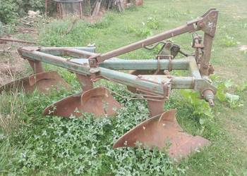 Pług Grudziądz 3 skibowy