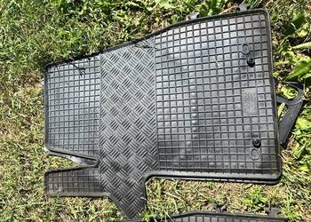 Dywaniki Gumowe RIGUM do VW T5/T6 - Przód, Kierowca i Pasażer (Nowe