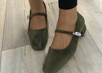 (42/43) Zielone khaki niskie czółenka wieczorowe z zapięciem, NOWE