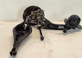 VOLVO XC40 ZWROTNICA ZAWIESZENIE LEWY TYŁ 32246249