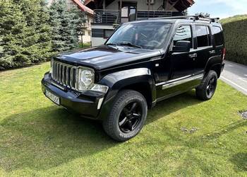 Cherokee KK 2.8CRD w wersji limited + lift 2 cale
