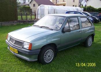 Zabytkowy Opel Corsa A 1.0 45 KM w oryginalnym stanie