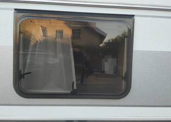 KEMPING SZYBA 86X63
