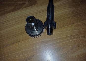 Wałek zdawczy i pośredni 15/27 wsk 175 kobuz