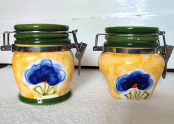 Ceramiczne pojemniki kuchenne z zapięciem