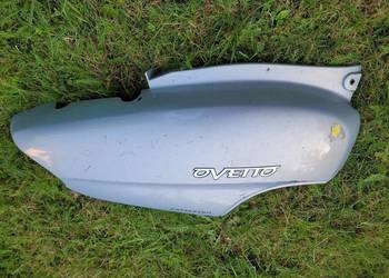 Yamaha Neos MBK Ovetto owiewka boczna prawa bok boczek prawy zadupek ogon