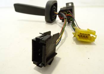 PREŁĄCZNIK WYCIERACZEK VOLVO FL6 3944672 85-00 Hatchback WŁĄCZNIK